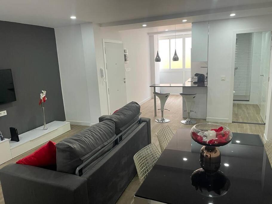 Moderno Apartamento En Elche Dış mekan fotoğraf